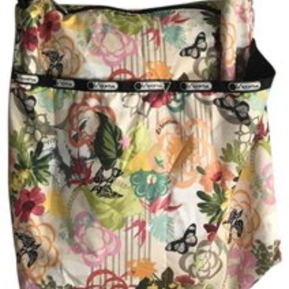 Lesportsac Handbags - Lesportsac Multi Color Large Crossbody Bag